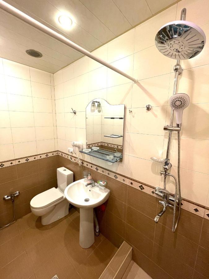 Apartment In The Center Of เยเรวาน ภายนอก รูปภาพ